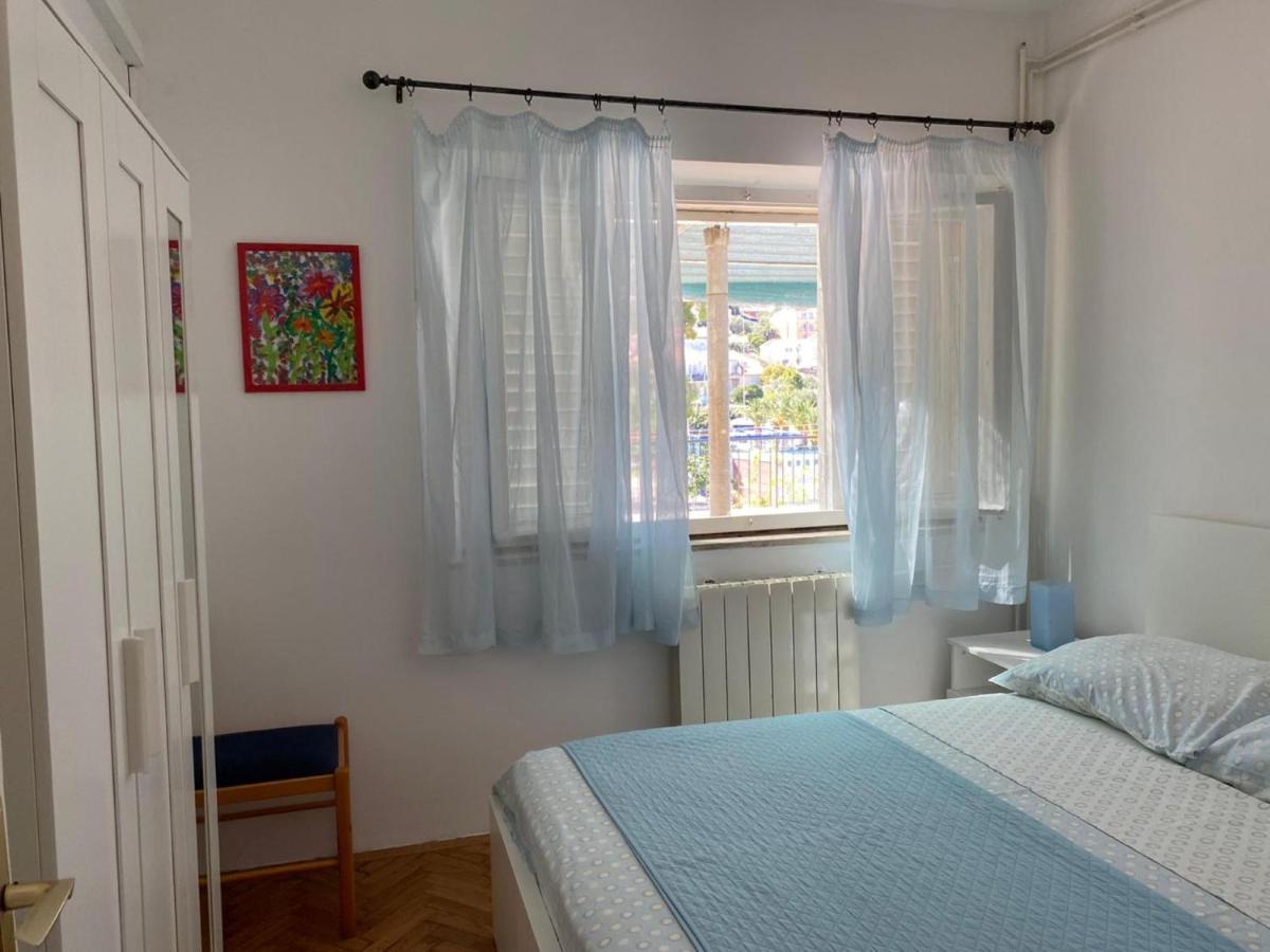 Apartments Barbaresko Lumbarda Esterno foto