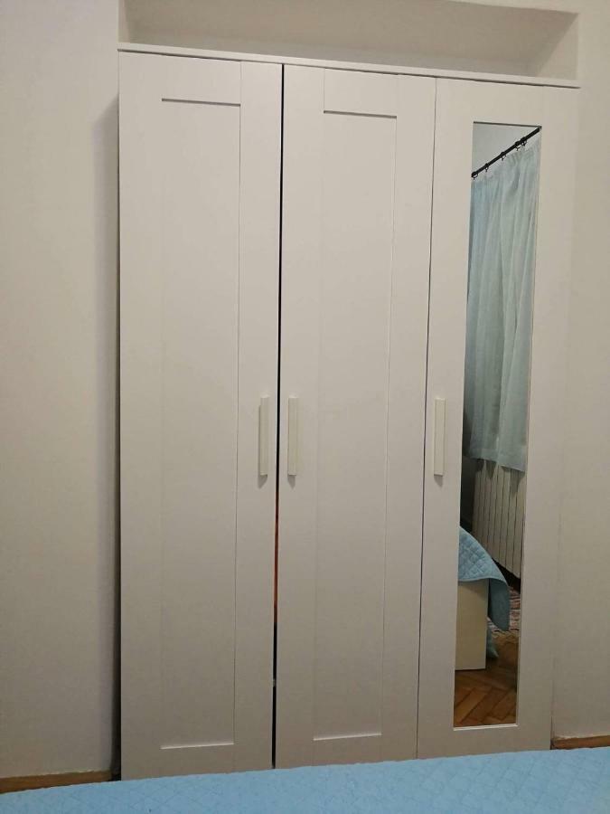Apartments Barbaresko Lumbarda Esterno foto